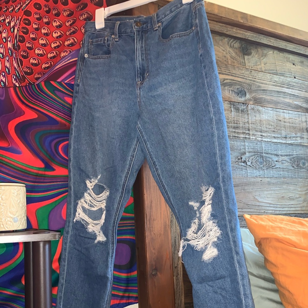 American Eagle Distressed Mom Jeans